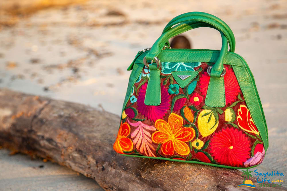 ita bolsa shop