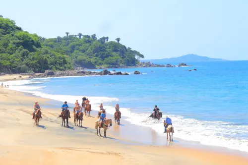 Horseback Riding - Mi Chula Tours in Sayulita Mexico