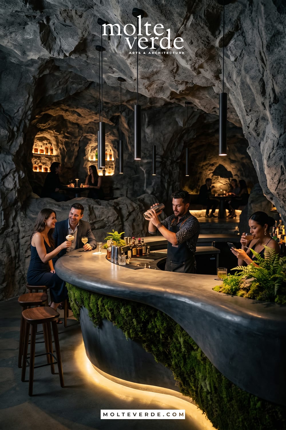 Doğal taş ve kaya görünümlü yosun kaplı bar tasarımı
