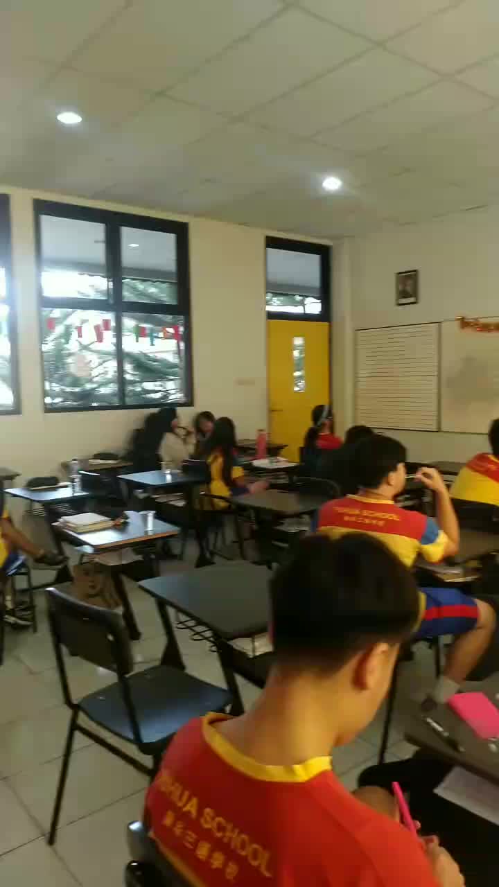 Delivering Interactive IGCSE English Instruction
