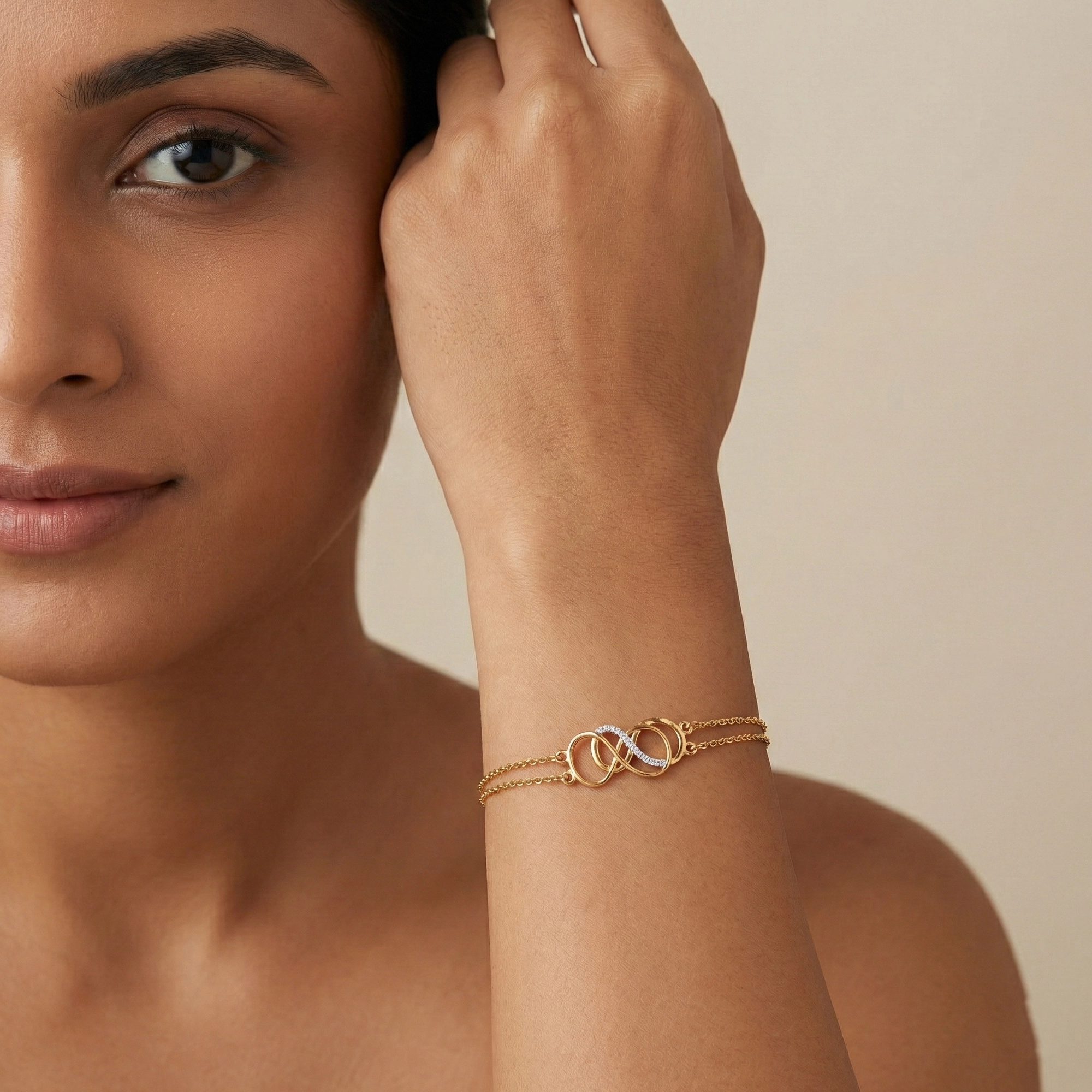 Yellow Gold Diamond Bracelet thumbnail 3