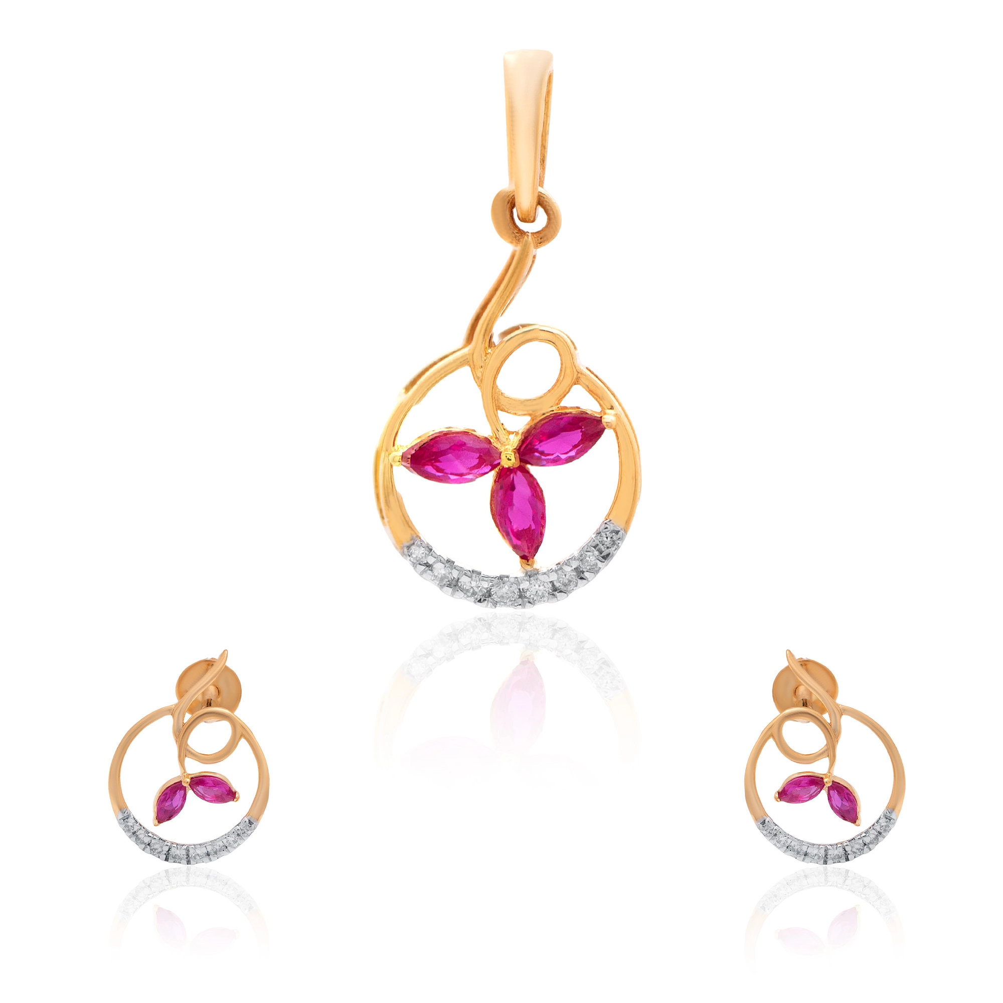 Yellow Gold Diamond Pendant thumbnail 3