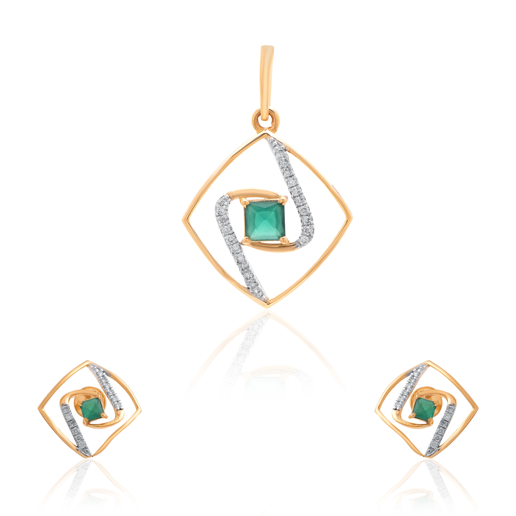 Yellow Gold Diamond Pendant thumbnail 3