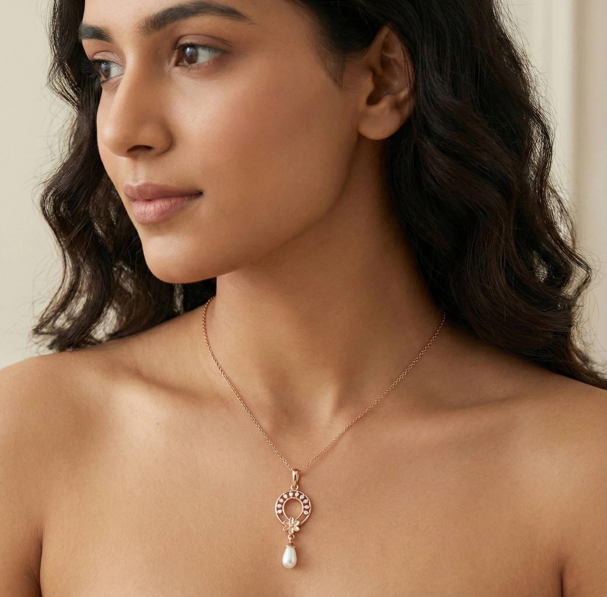 Rose Gold Diamond Pendant thumbnail 4