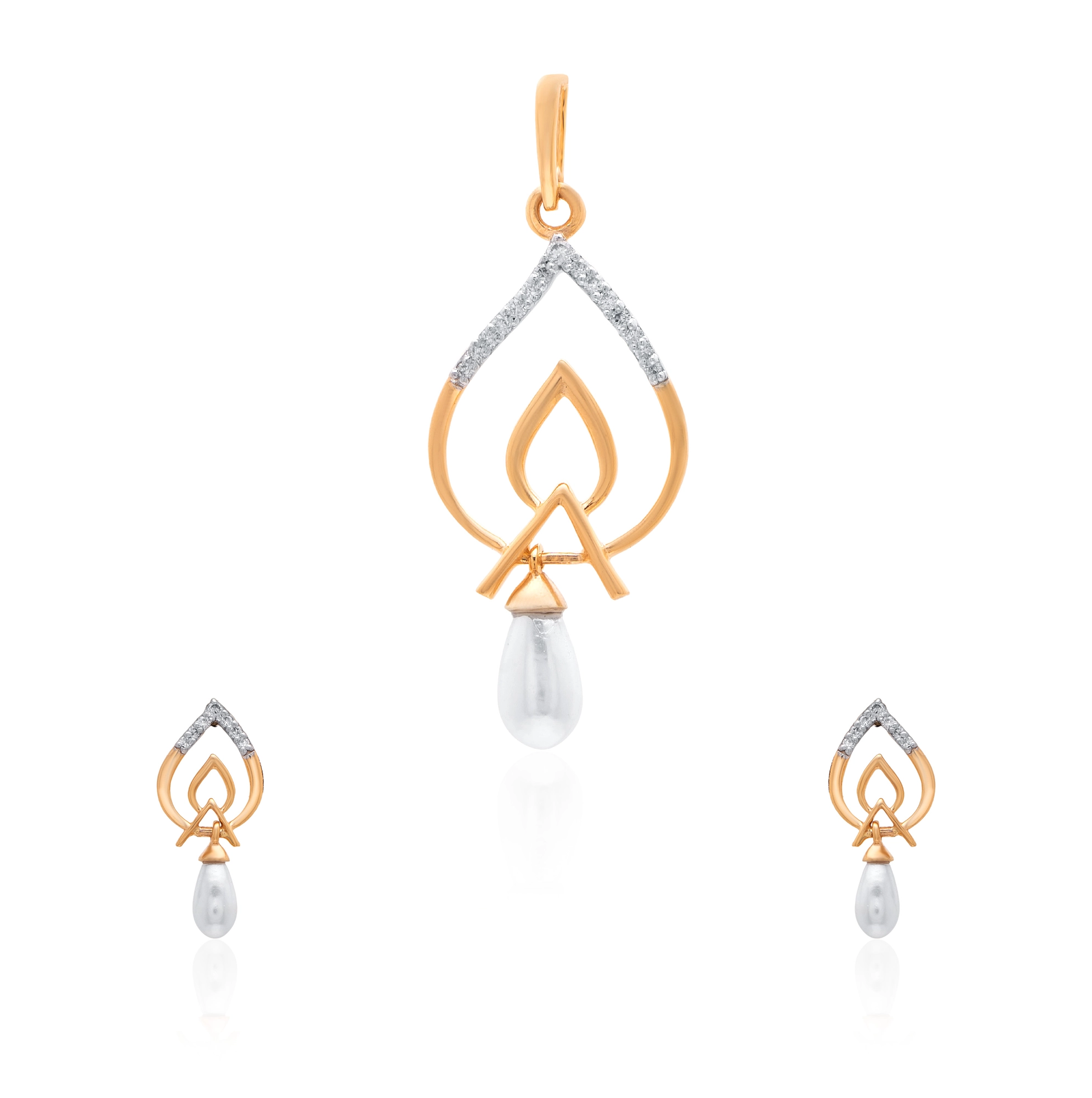 Yellow Gold Diamond Pendant thumbnail 3
