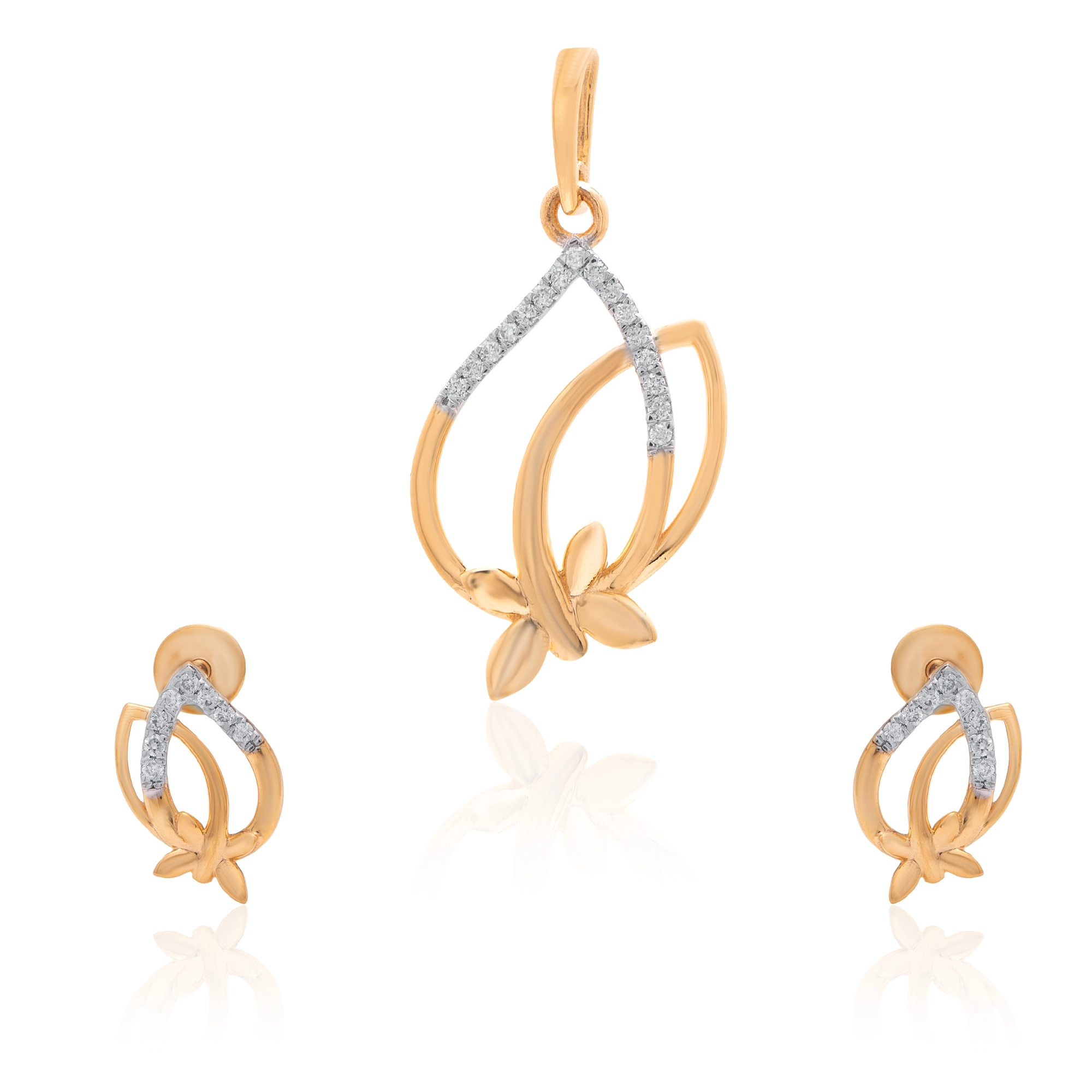 Yellow Gold Diamond Pendant thumbnail 3