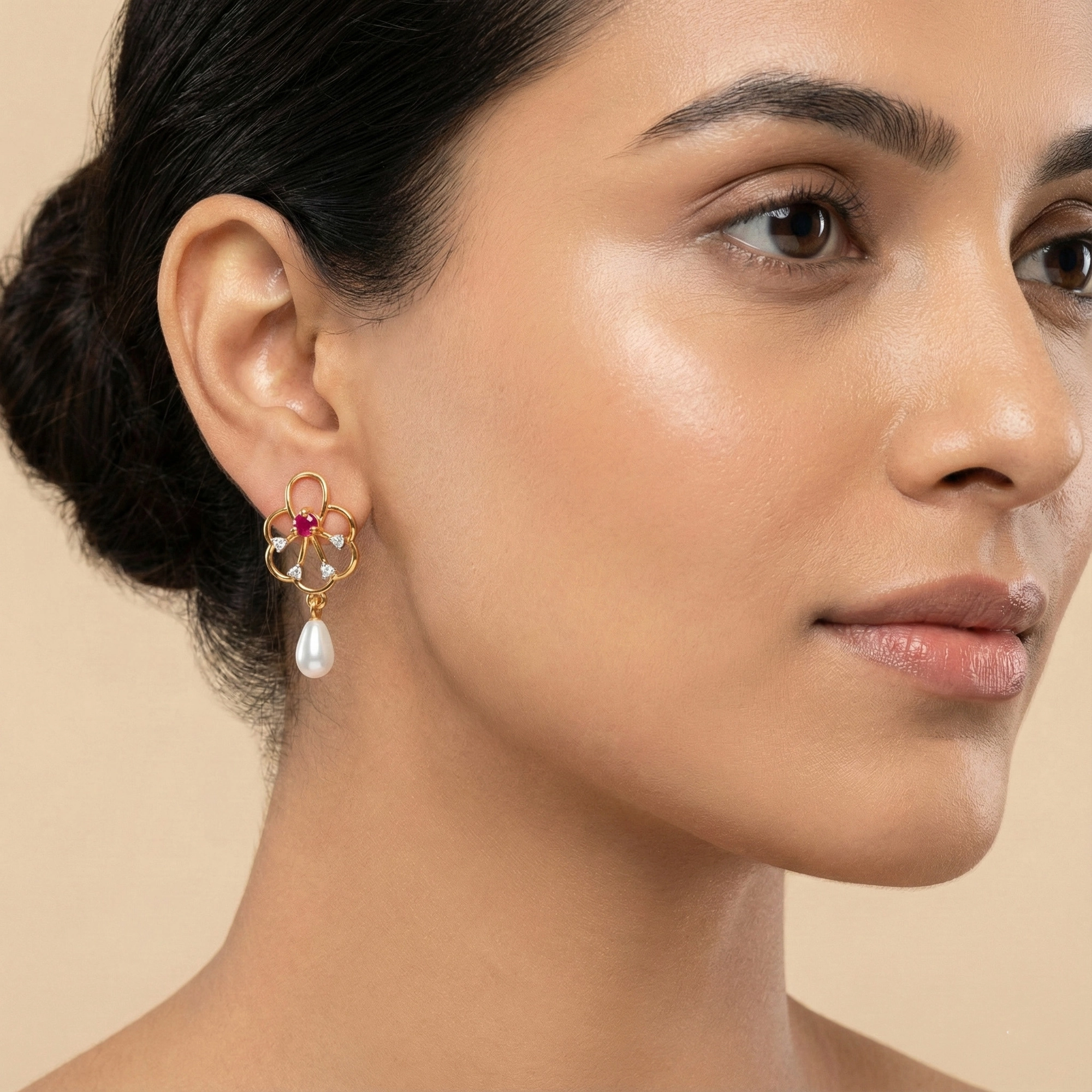 Yellow Gold Diamond Earrings thumbnail 3