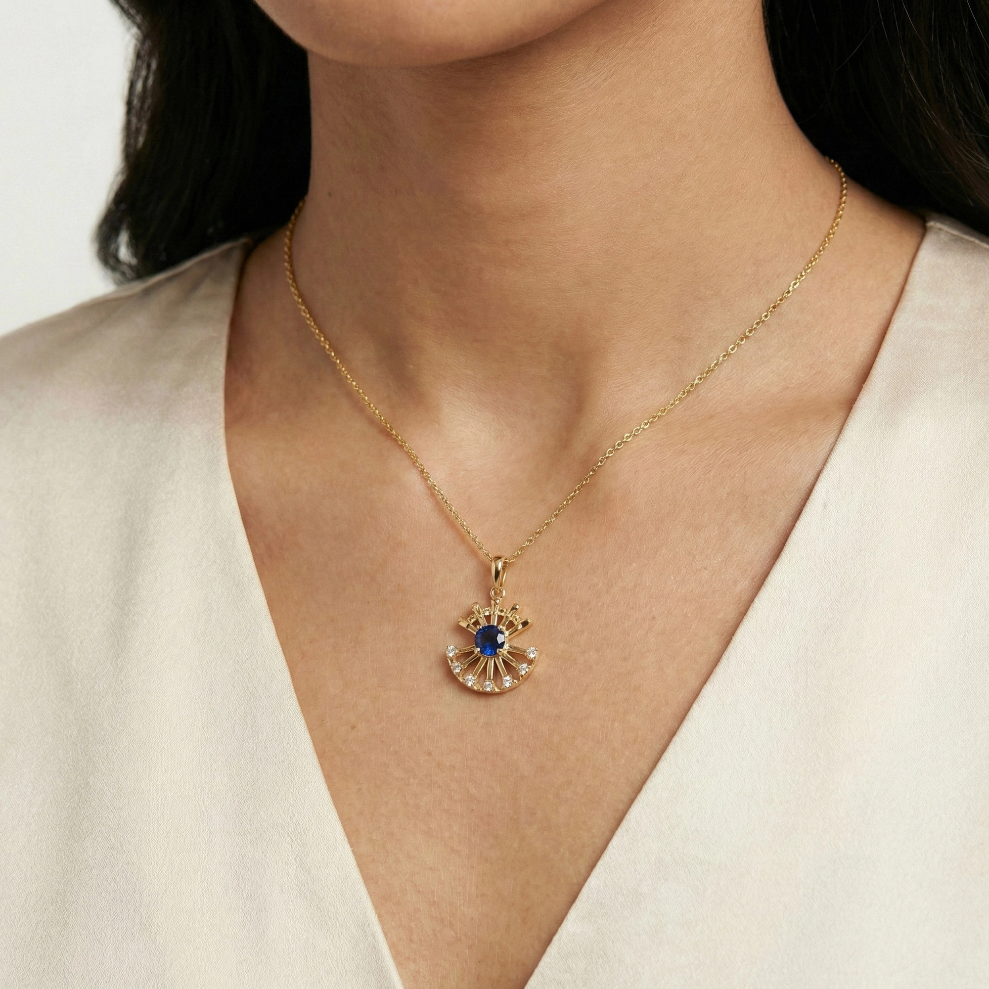Yellow Gold Diamond Pendant thumbnail 4
