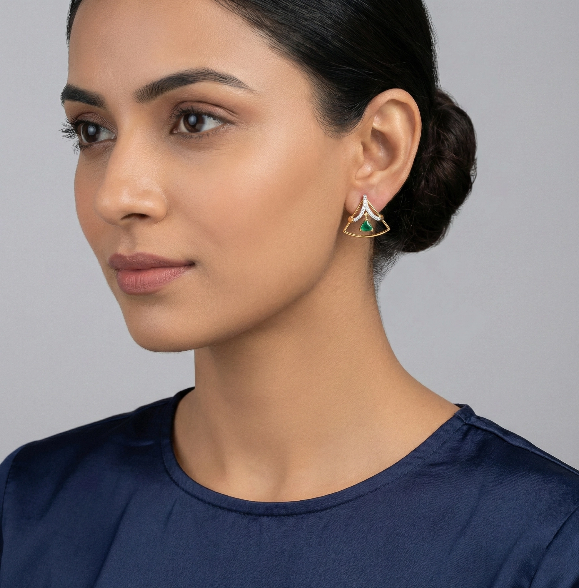 Yellow Gold Diamond Earring
