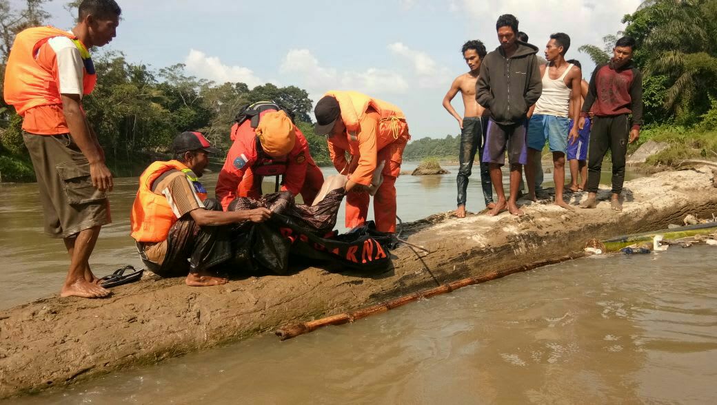 Terseret Arus Sungai, Bocah 10 Tahun Ditemukan Jadi Mayat – SBNpro.com