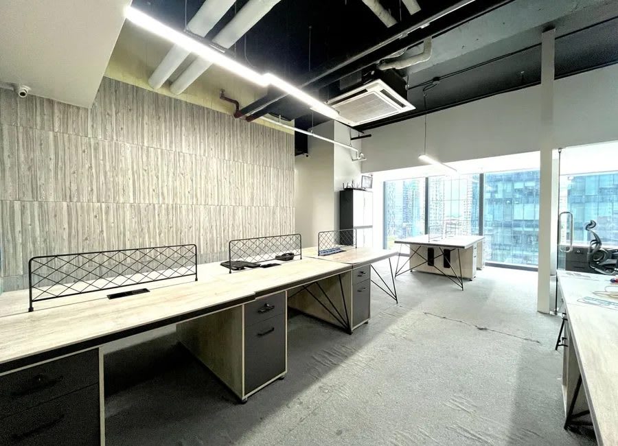 Fitted Commercial Space for Sale in High Street South