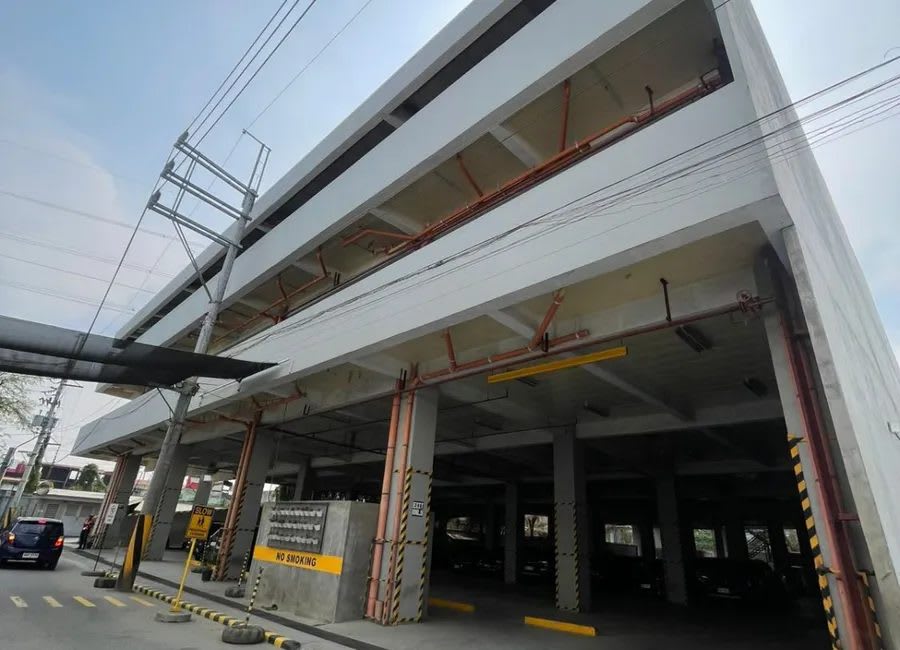 Prime 3.5 Hectare Logistics Facility for Lease Near SLEX (photo 1 of 3)
