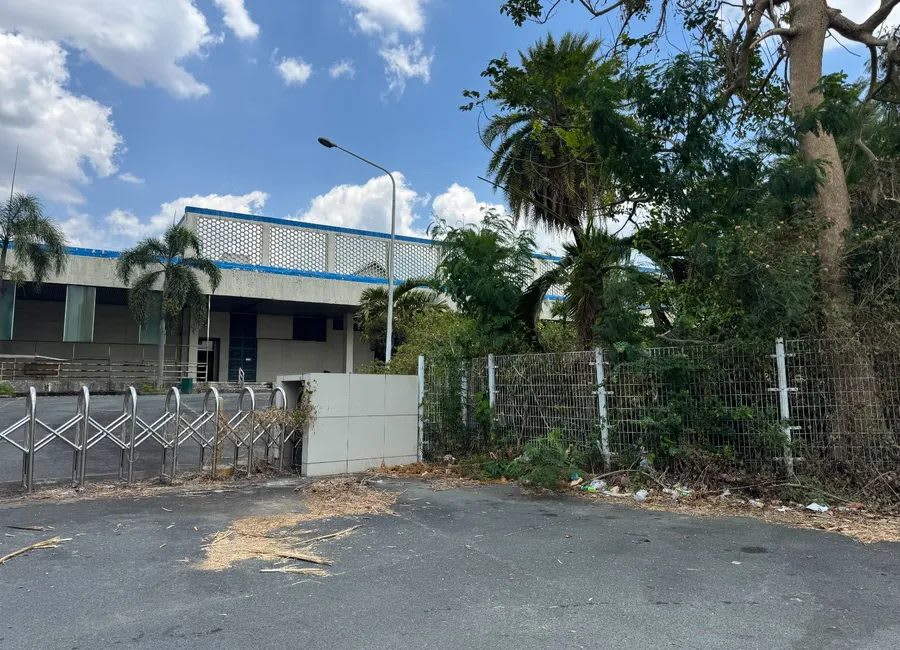 Prime Gateway Business Park Industrial Property for Sale (photo 1 of 2)
