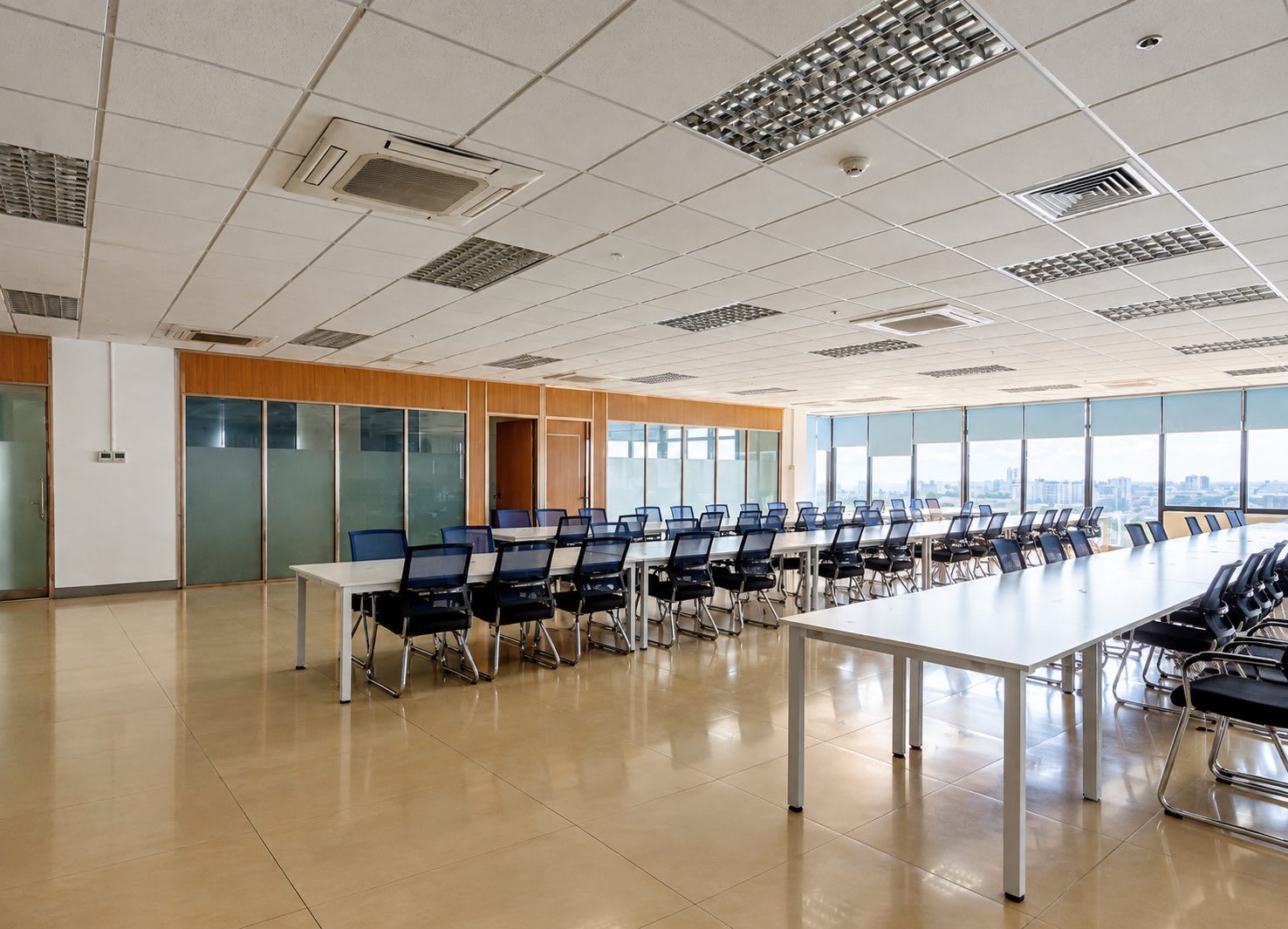 Office Building for Sale Along Quezon Avenue, Quezon City (photo 1 of 2)
