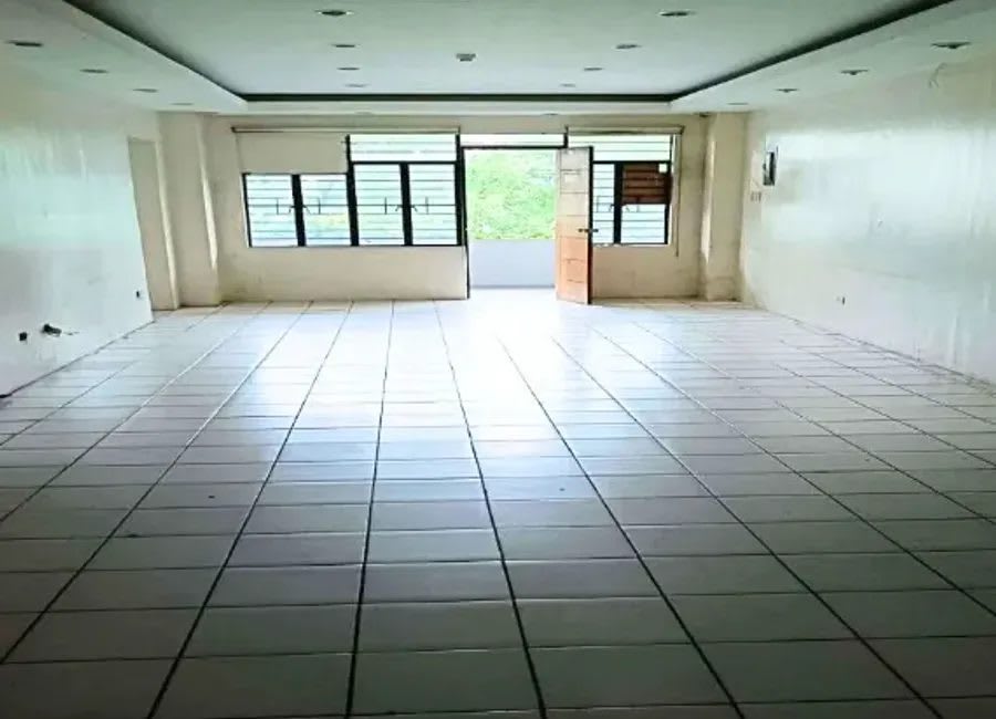 Office Space for Rent in Quezon City, Metro Manila Area (photo 1 of 3)