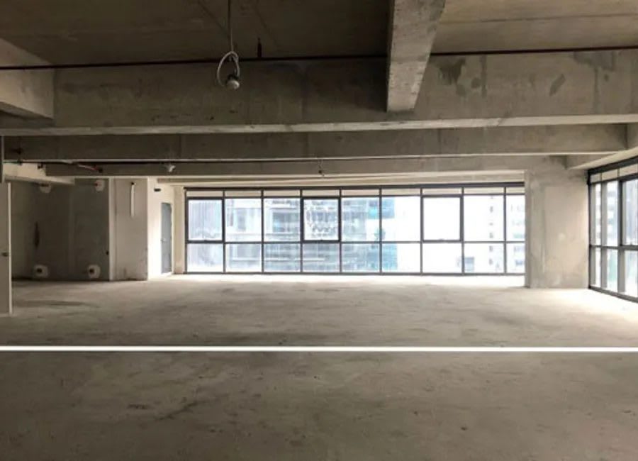 158 SQM Bare Office for Sale at Capital House BGC, 2 Parking (photo 1 of 2)