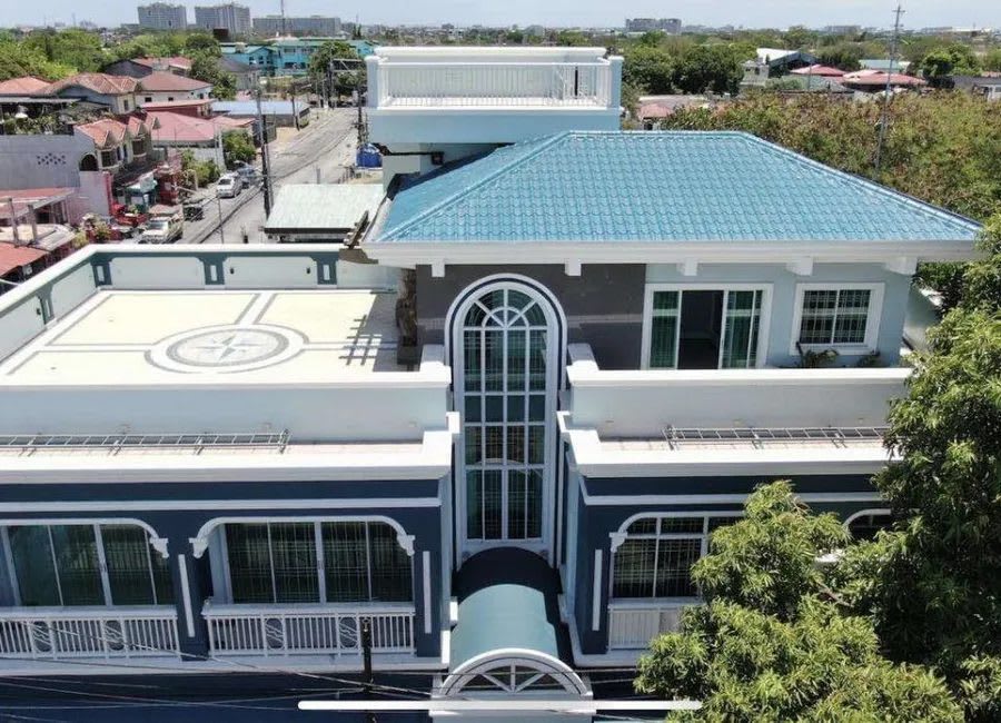 Residential Building for Sale in Paranaque City – Prime Area