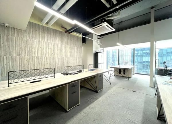 Fitted Commercial Space for Sale in High Street South