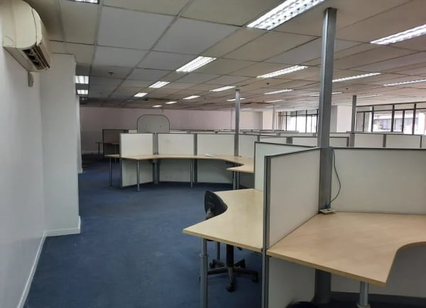 1,110 SQM Office Space for Sale in San Lorenzo, Makati