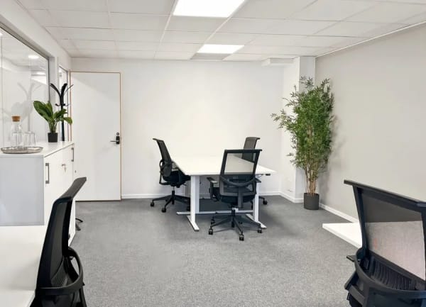 Serviced Office for All Business Sizes at Regus GT Tower (photo 1 of 3)