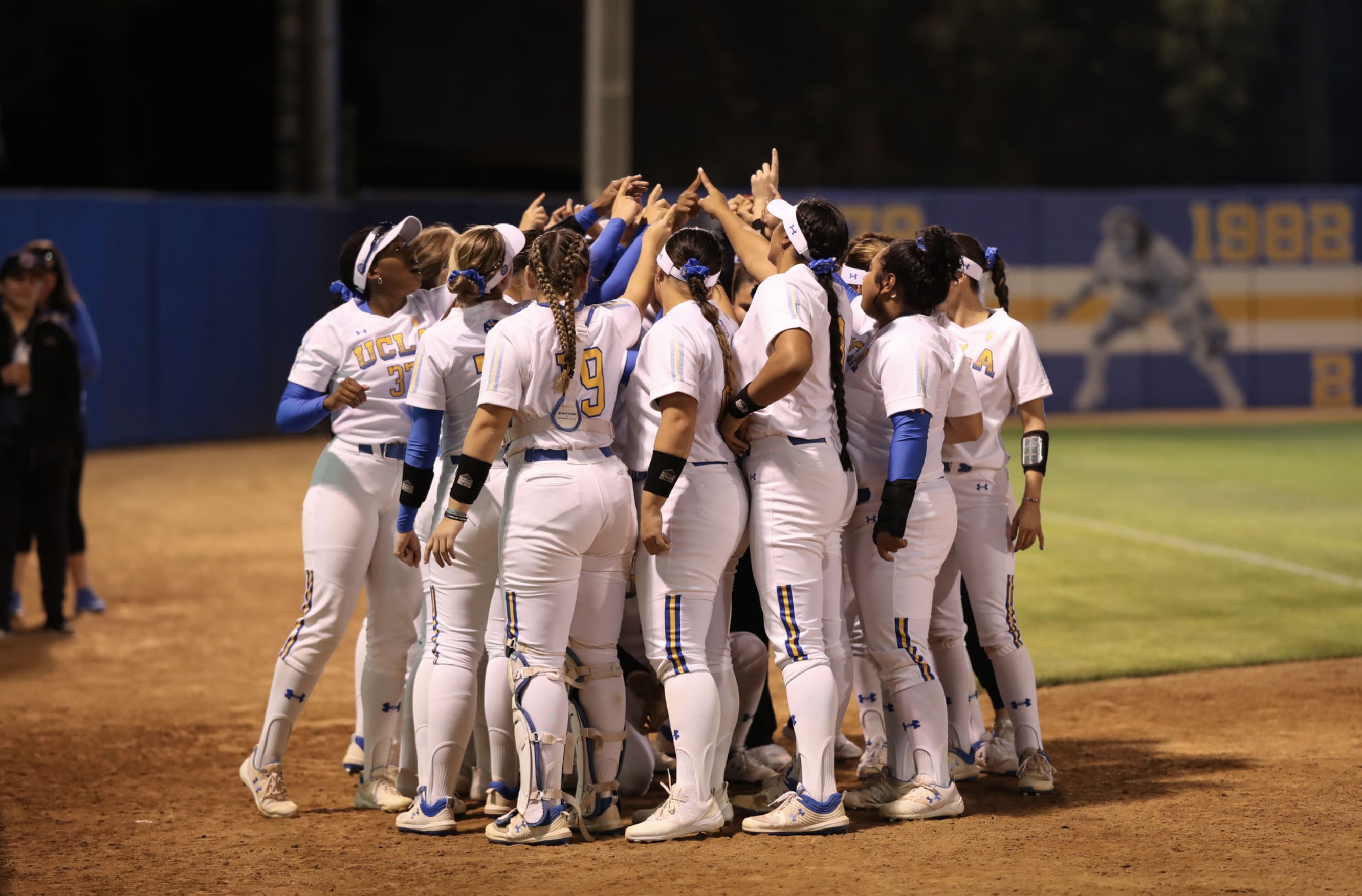 Softball Huddle