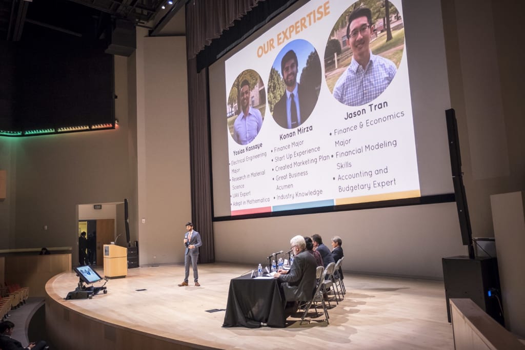 Students Pitching At the UT Dallas Big Idea Competition