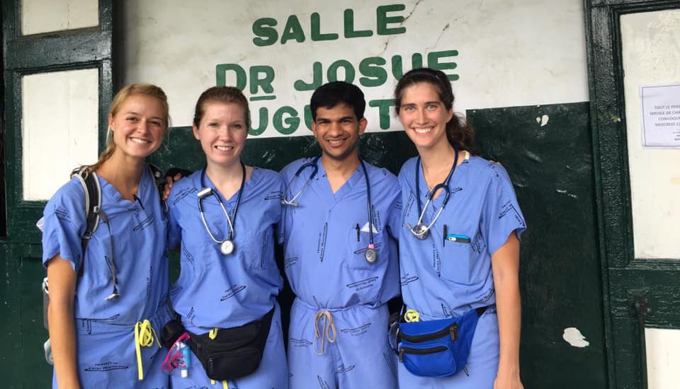 Emory School of Medicine students in Haiti