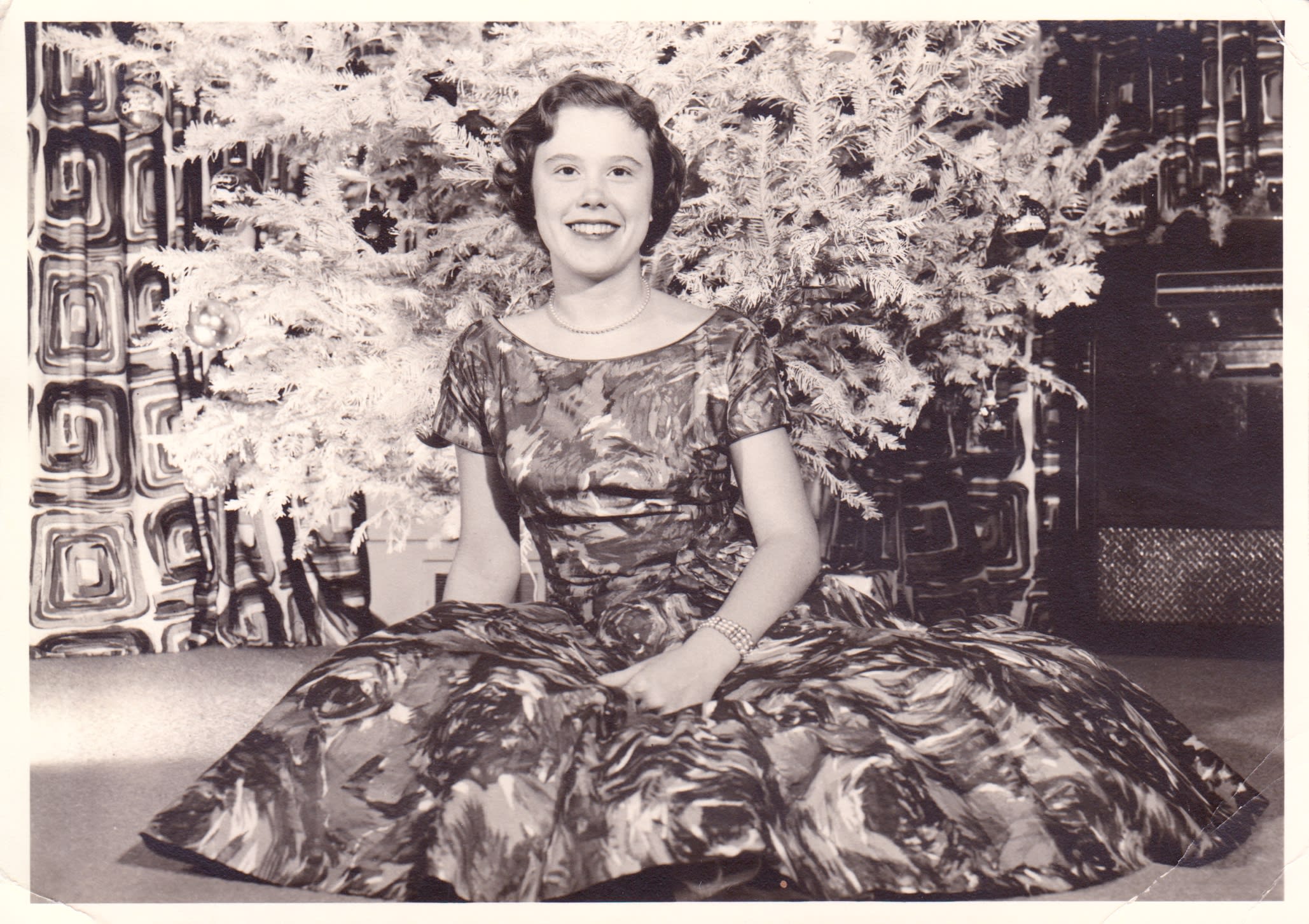 Black and white photo of Dr. Susan Deeds in college