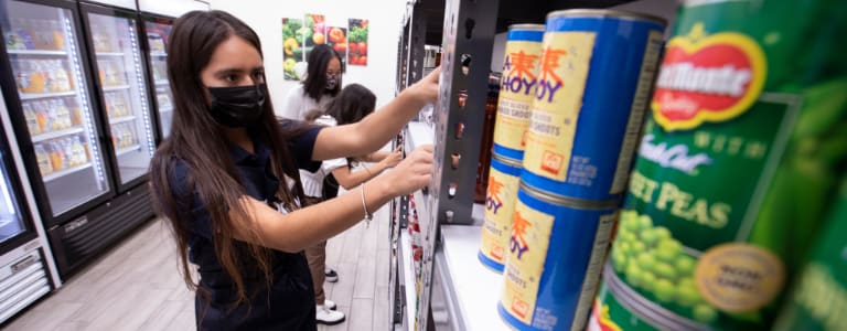 students shopping the ASI Food Pantry