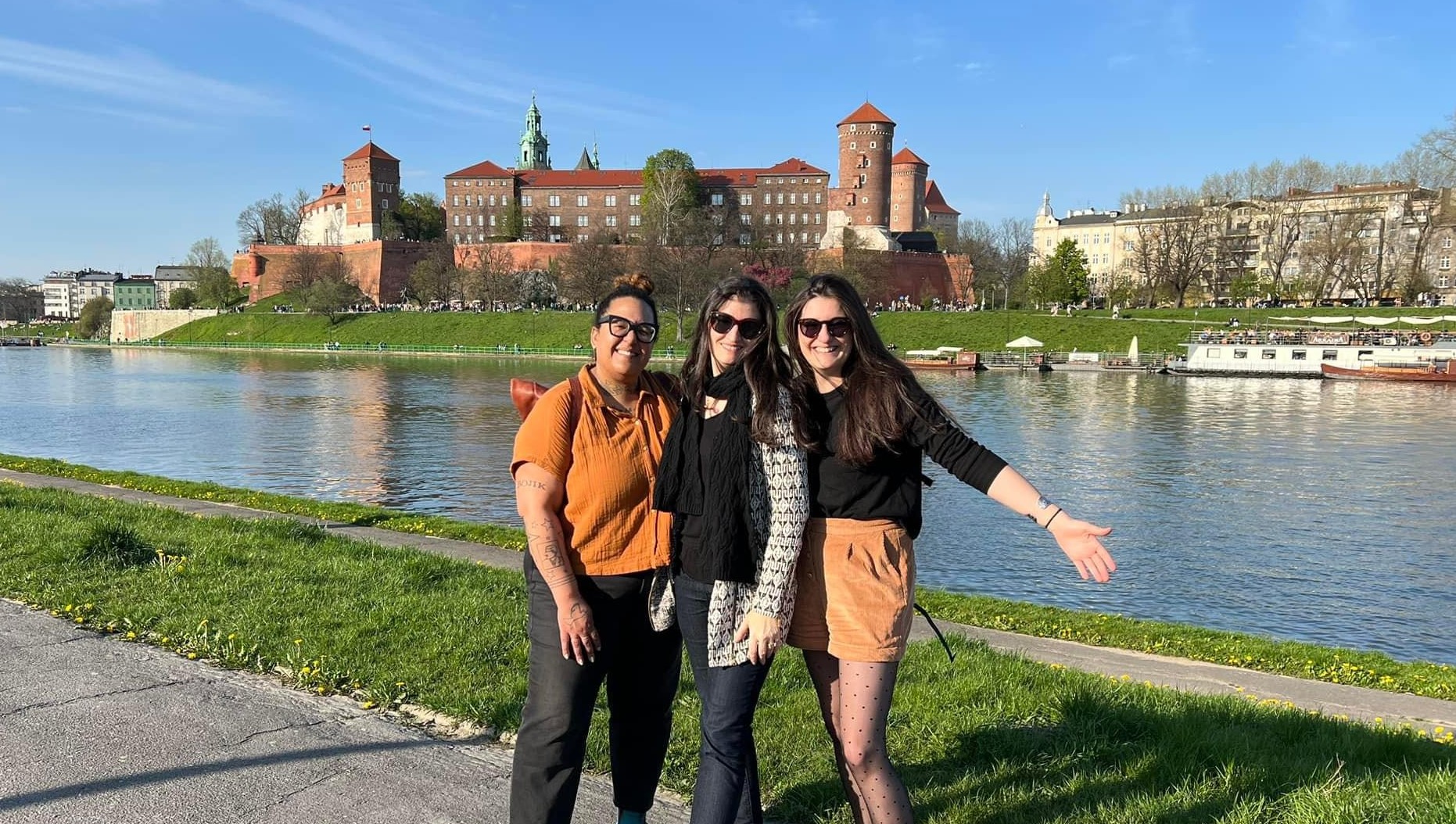 A walk along the Vistula River, overlooking the Wawel Royal Castle