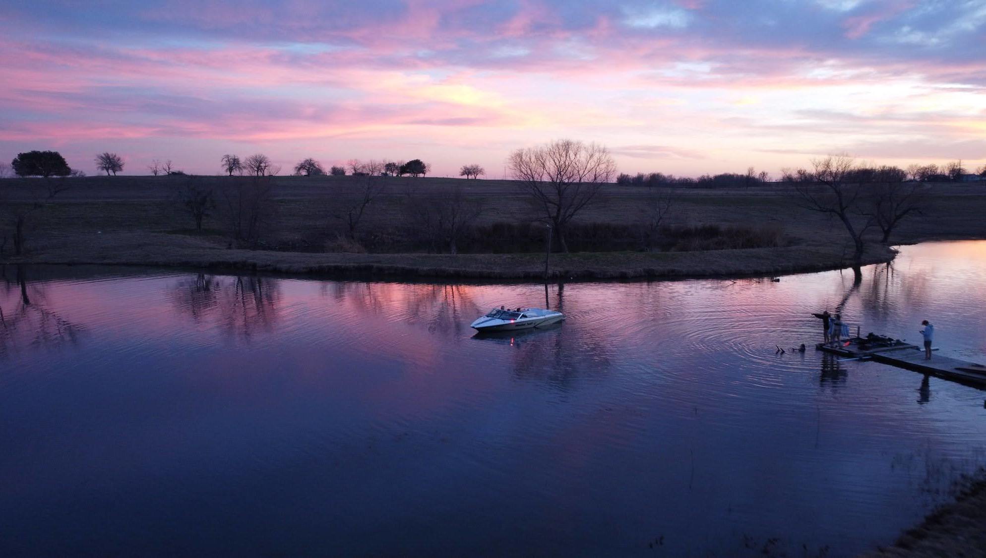 Lake Frameswitch at sunset.