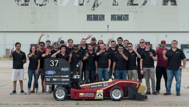 The 2019 Competition Team posing with their vehicle