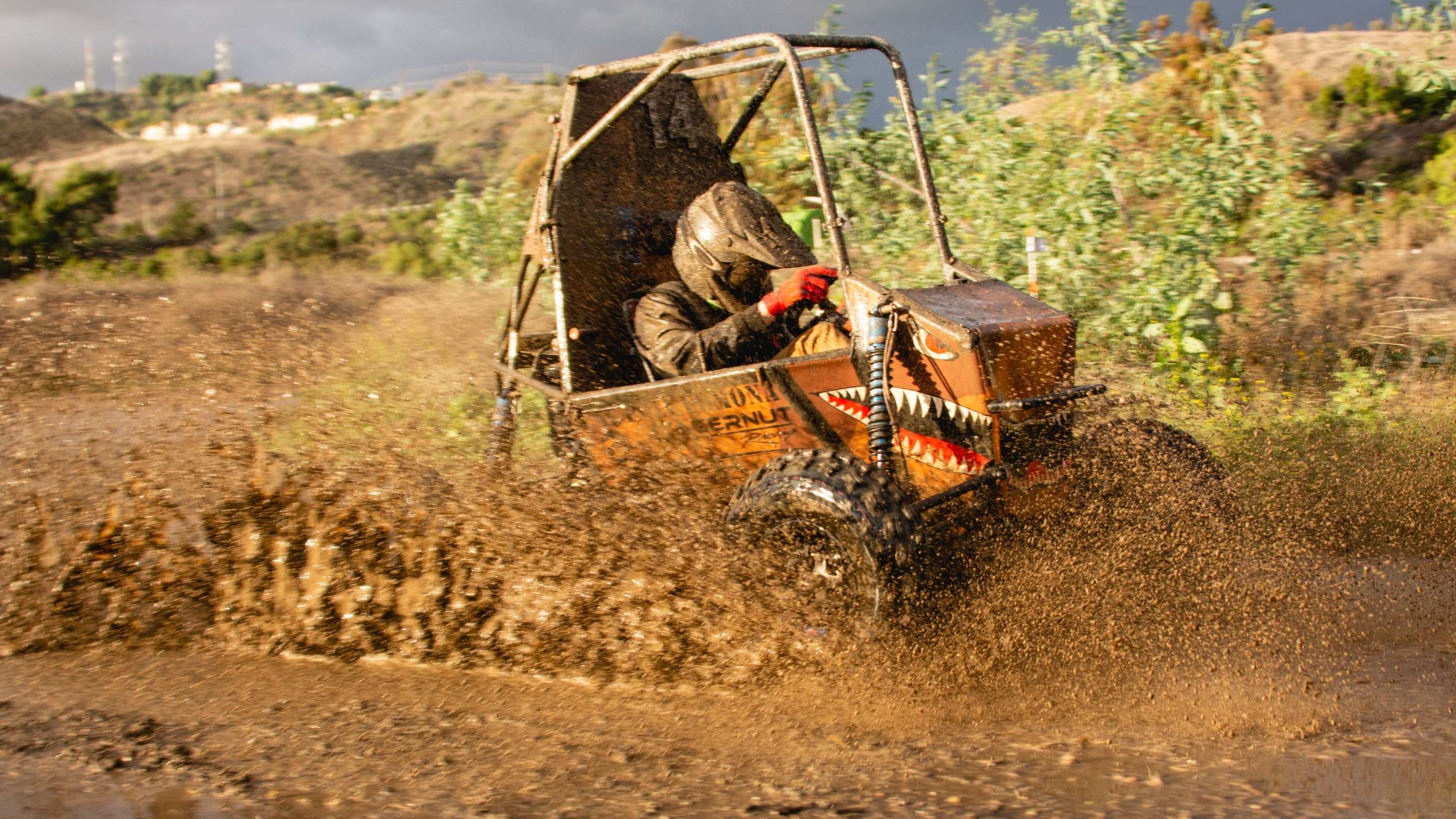 BR23 Going through the mud