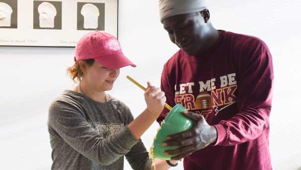 Student-powered hunger relief with the Campus Kitchen Image