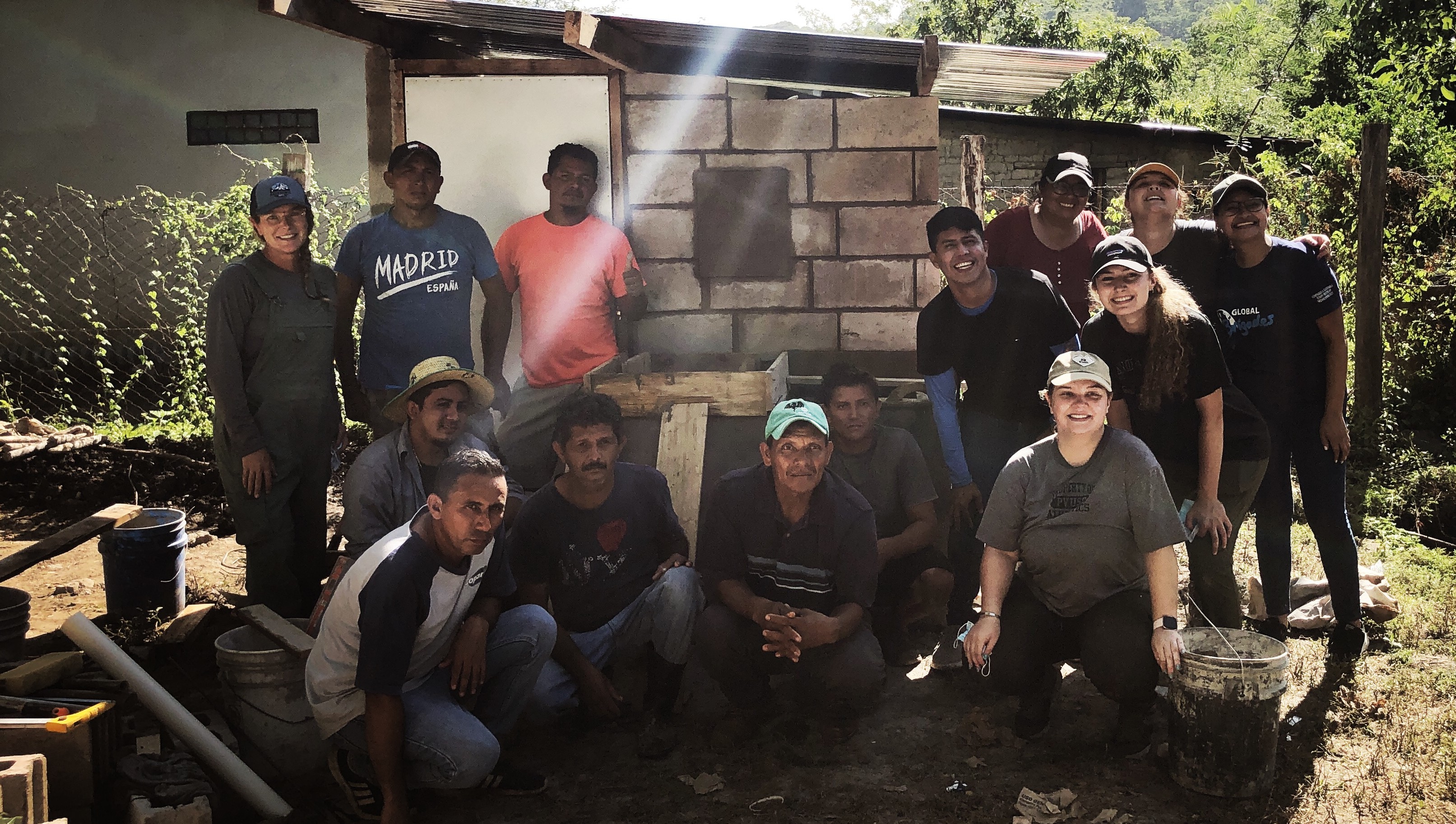 Hygiene station built in El Apintal, Honduras by students and community