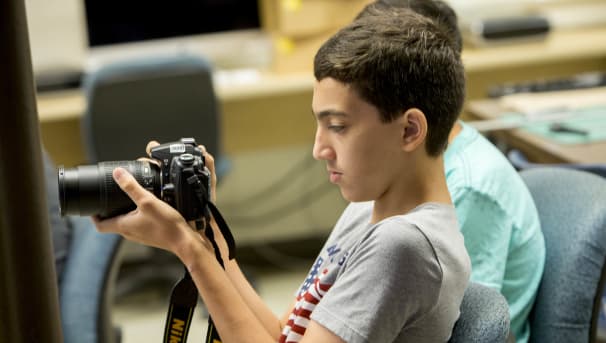 Help Students Attend the Summer Art Academy Image