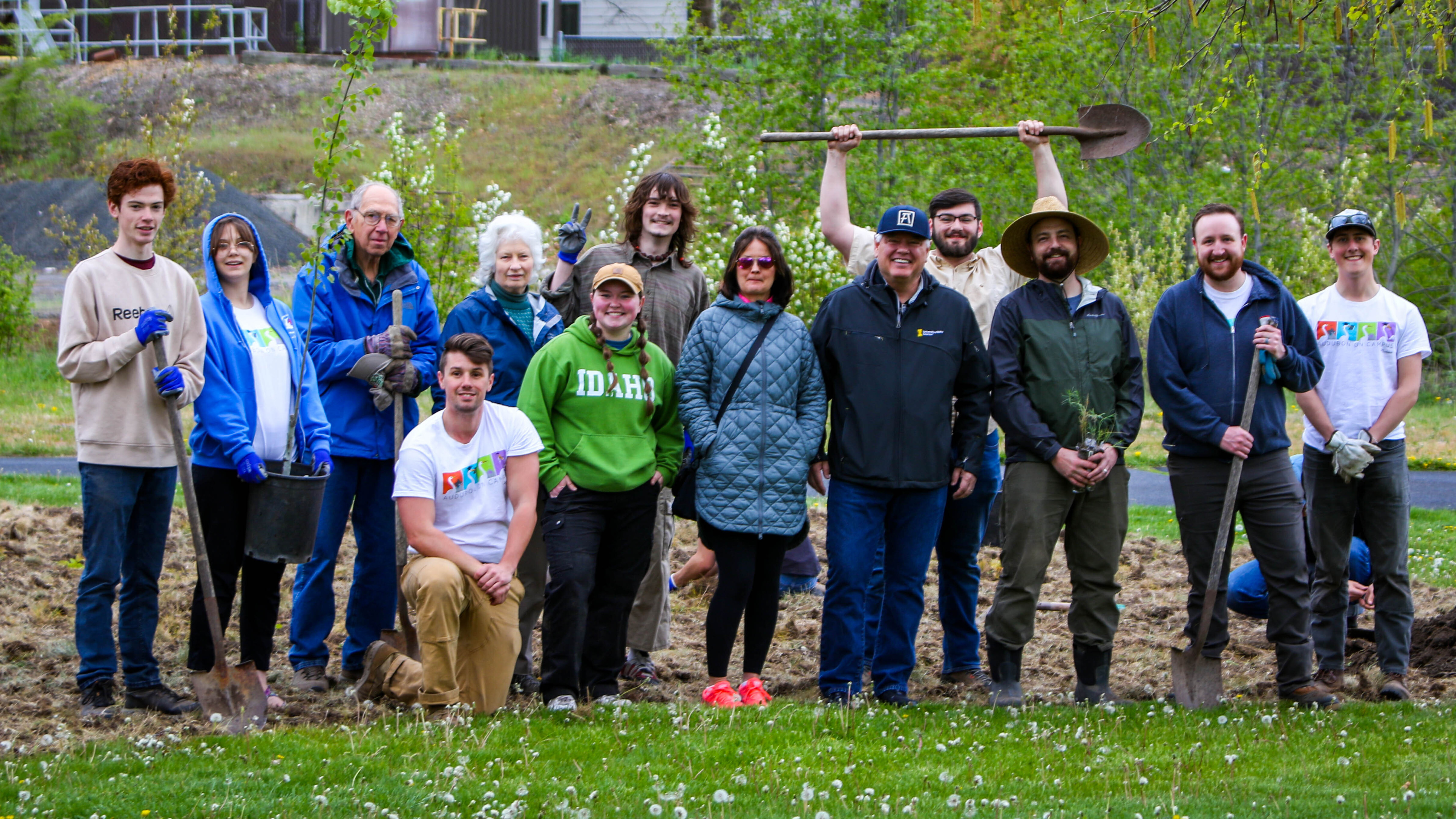 Members of the Student Sustainability Cooperative with President Green