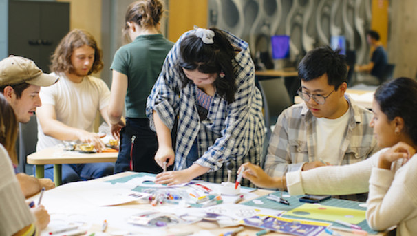 Students collaborating in the Digital Scholarship Innovation Studio