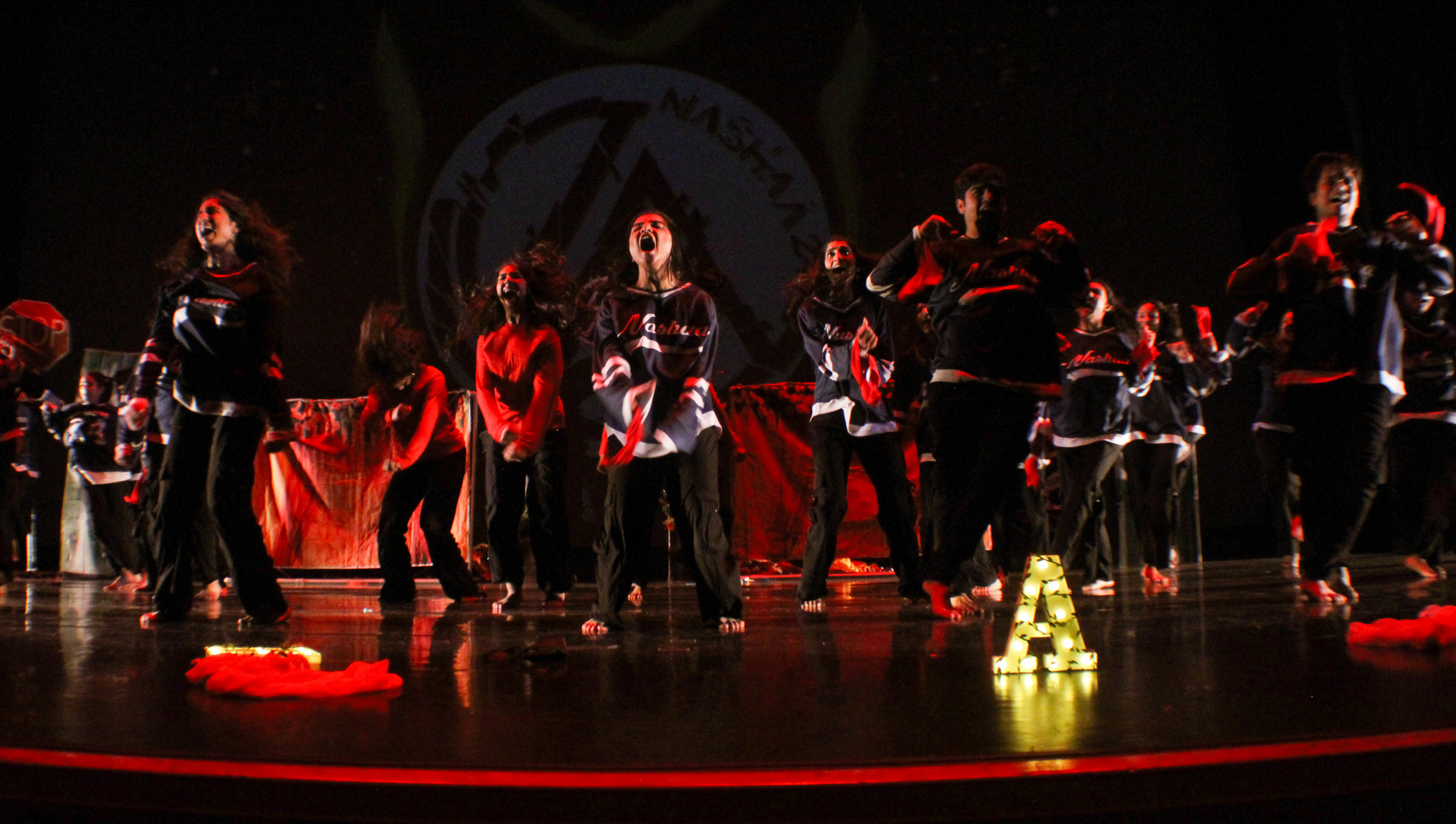 Nashaa Stage Pic