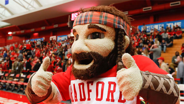 The Highlander giving thumbs up in front of crowd at Dedmon