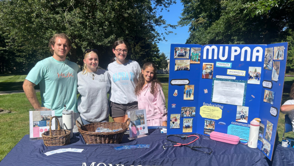 Students at Involvement Fair tabling event