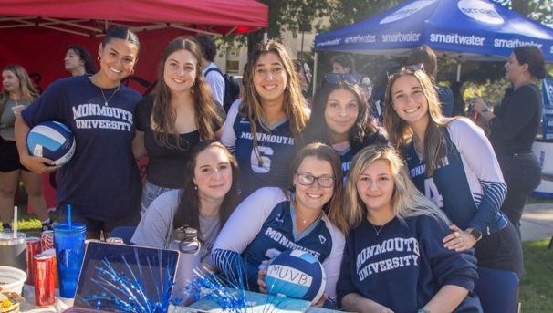 volleyball team at involvement fair