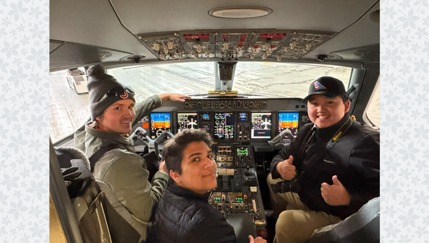 AMO Cockpit