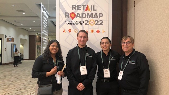 Students and advisor at California Grocers Association Strategic Conference, Palm Springs, 2022.