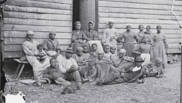 Civil War Museum Exhibit Image