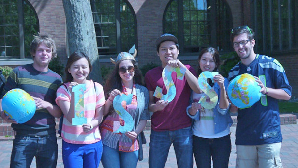 Group photo of international students on WWU's Campus!