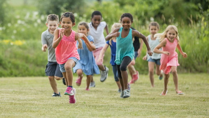 kids running