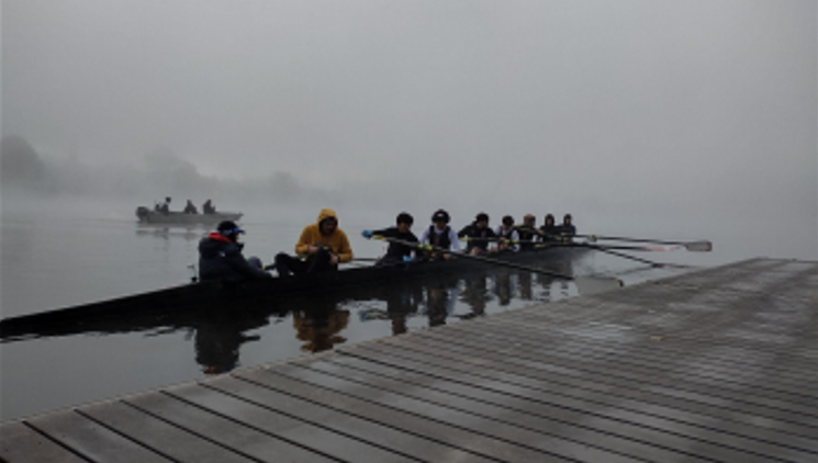 Students pulling into the dock.