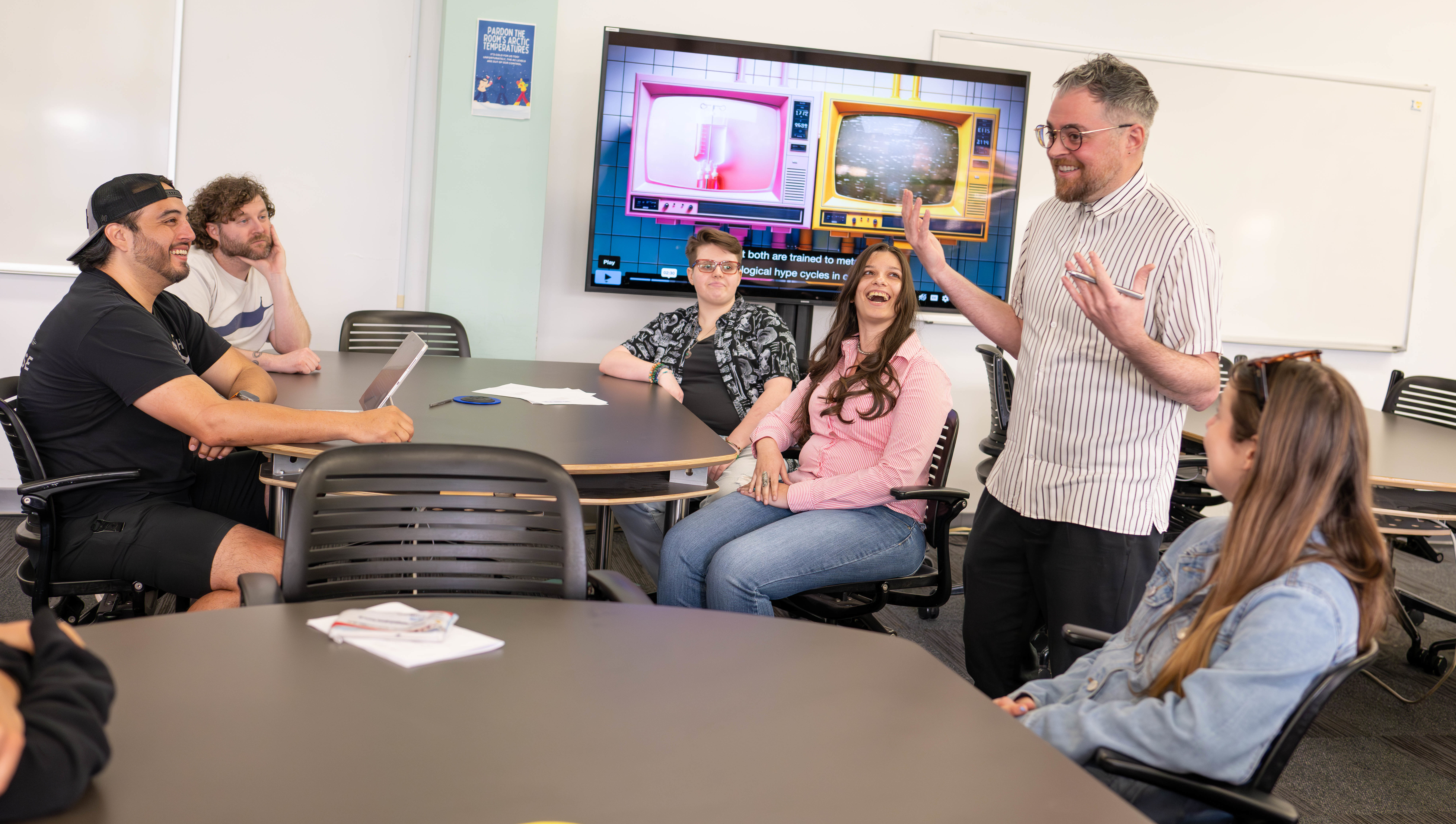 Professor Danny Snelson teaching