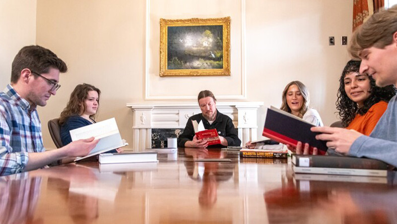 Students finding research sources